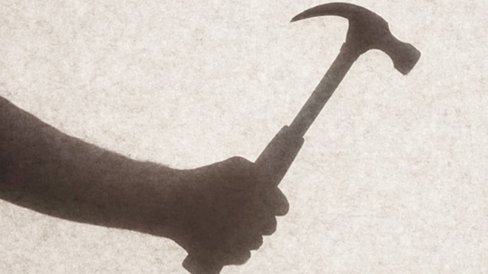 পরকীয়ার সন্দেহে স্বামীকে হাতুড়ি দিয়ে পিটিয়ে খুন করলেন স্ত্রী